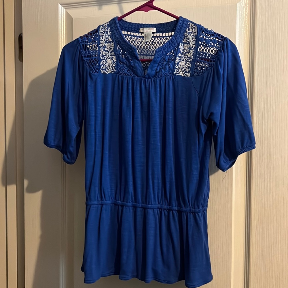 Forever 21 Girls shirt